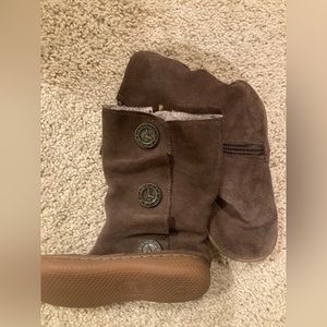 Super cute zip up boots size 8